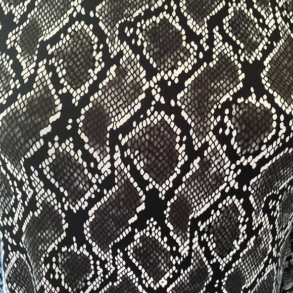 Michael Michael Kors Black & White Snake Print Long Sleeve Shift Dress Size M - Picture 3 of 8